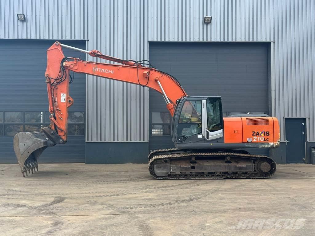 Hitachi ZX210LC-3 Telakaivukoneet