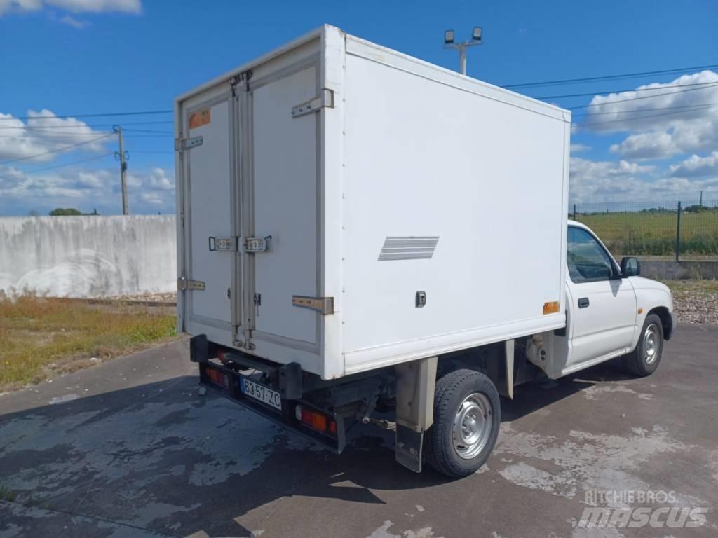 Toyota Hilux Lava-autot