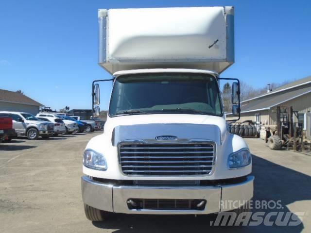 Freightliner M2 106 Umpikoriperävaunut