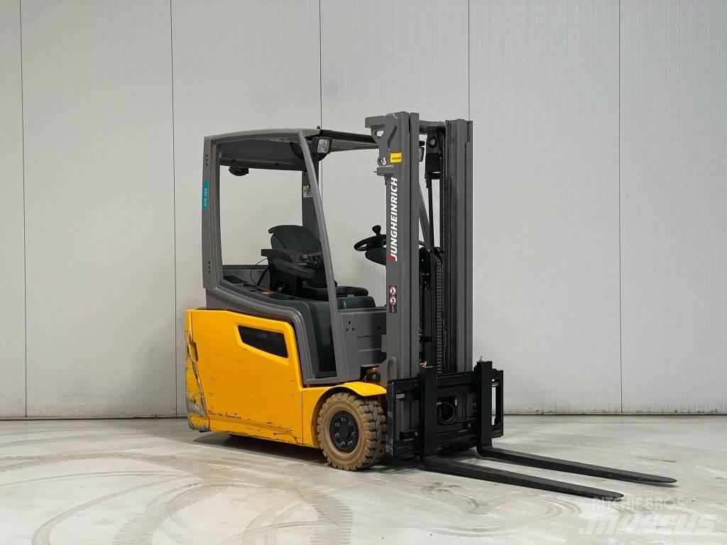 Jungheinrich EFG216 Sähkötrukit