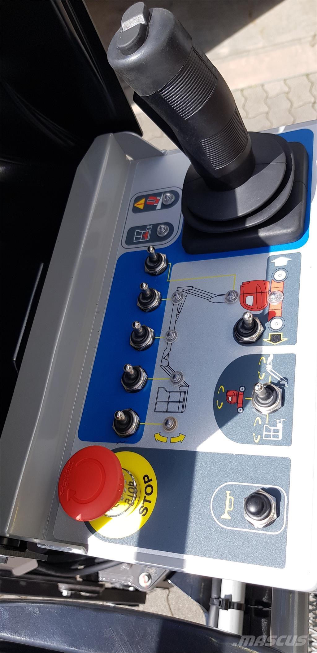 Manitou 120AETJ-C Kuukulkijat