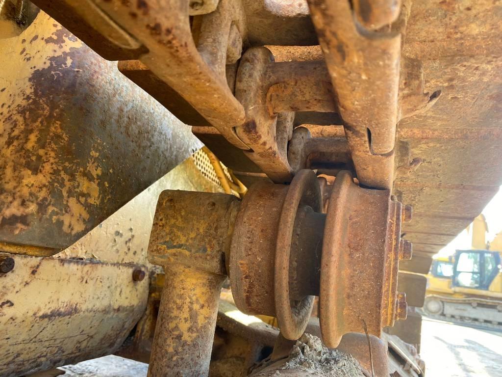 CAT 931 Telakuormaajat