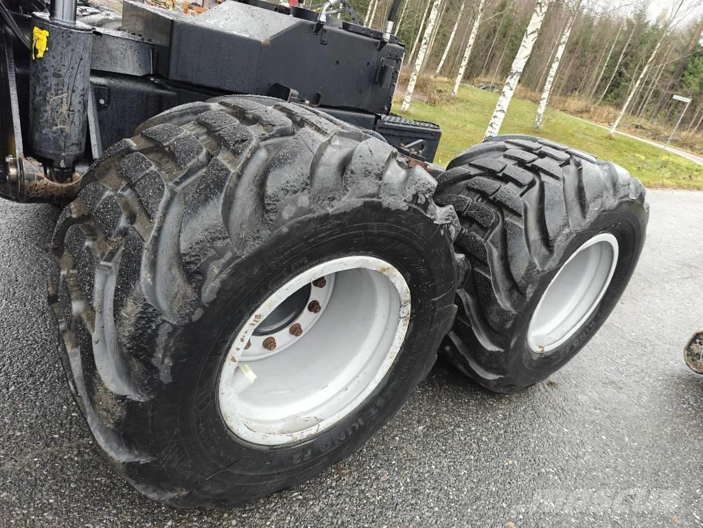 Komatsu 901 XC Harvesterit