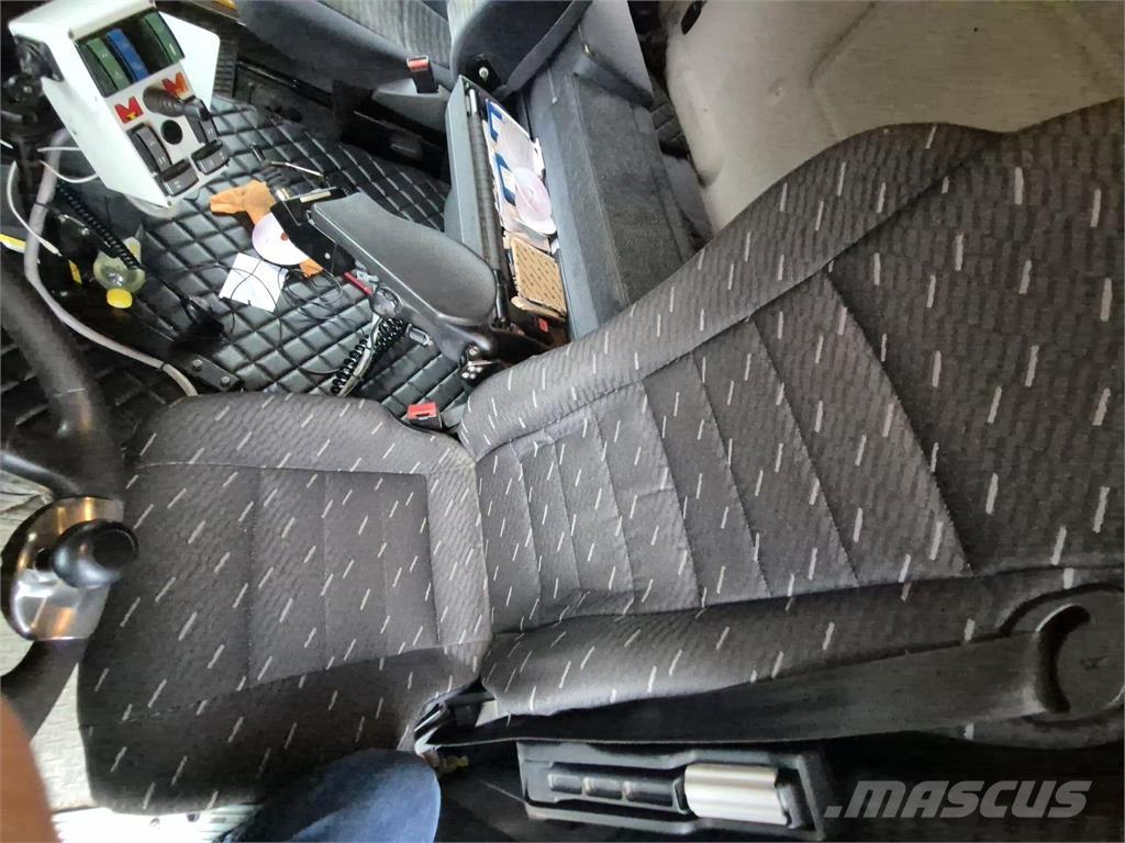 Scania R500 Tienhoitoautot