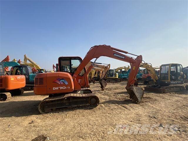 Doosan DH70-7 Telakaivukoneet