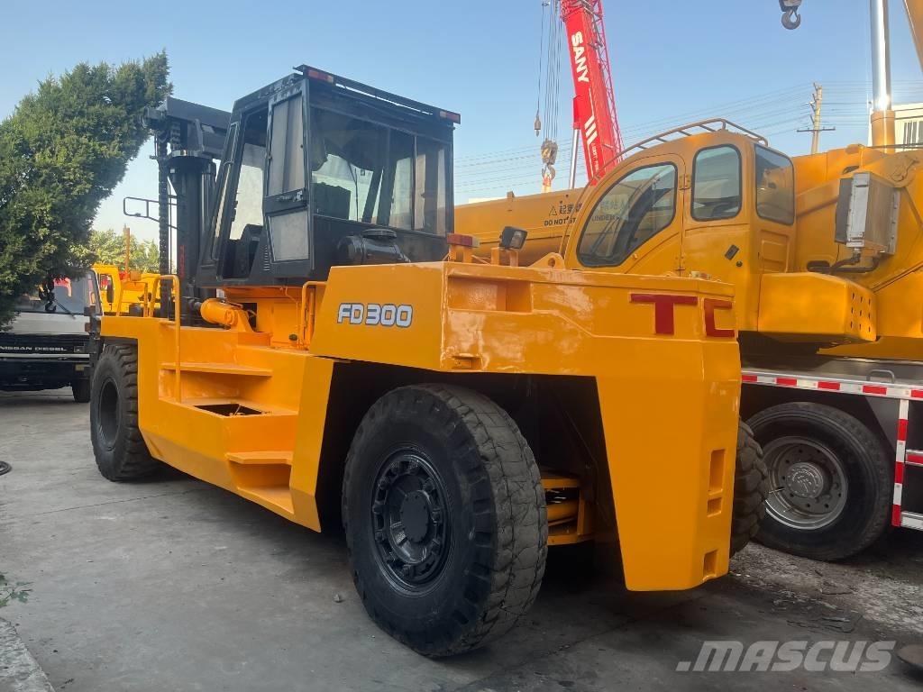 TCM FD 30 Dieseltrukit