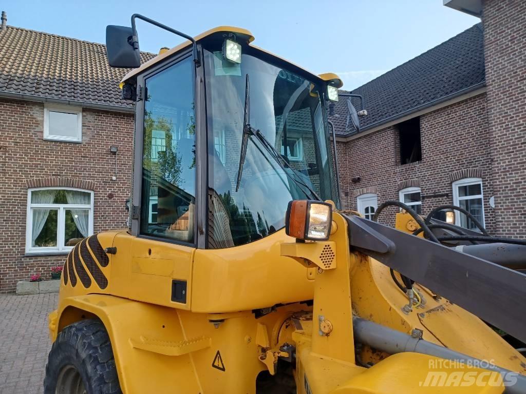 Volvo L 30 B Pyöräkuormaajat