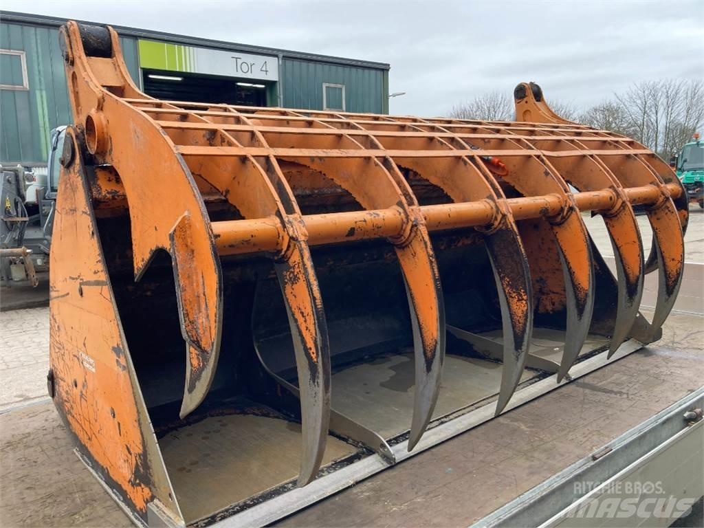 Kock + SOHN 2400 XL Säiliörehun purkulaitteet