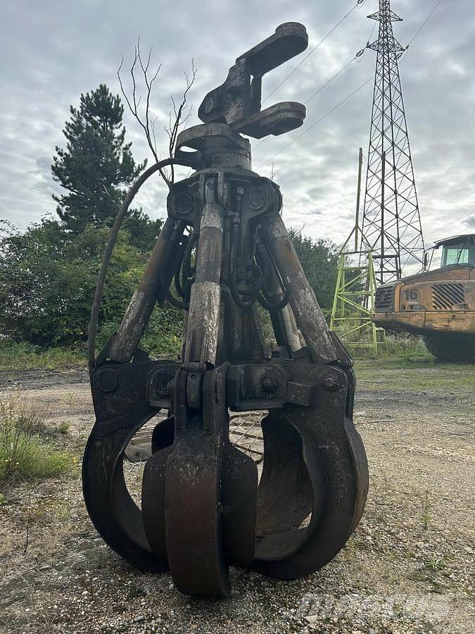 Liebherr 30t Kourat