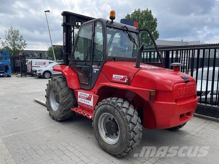 Manitou M50-4 Maastotrukit
