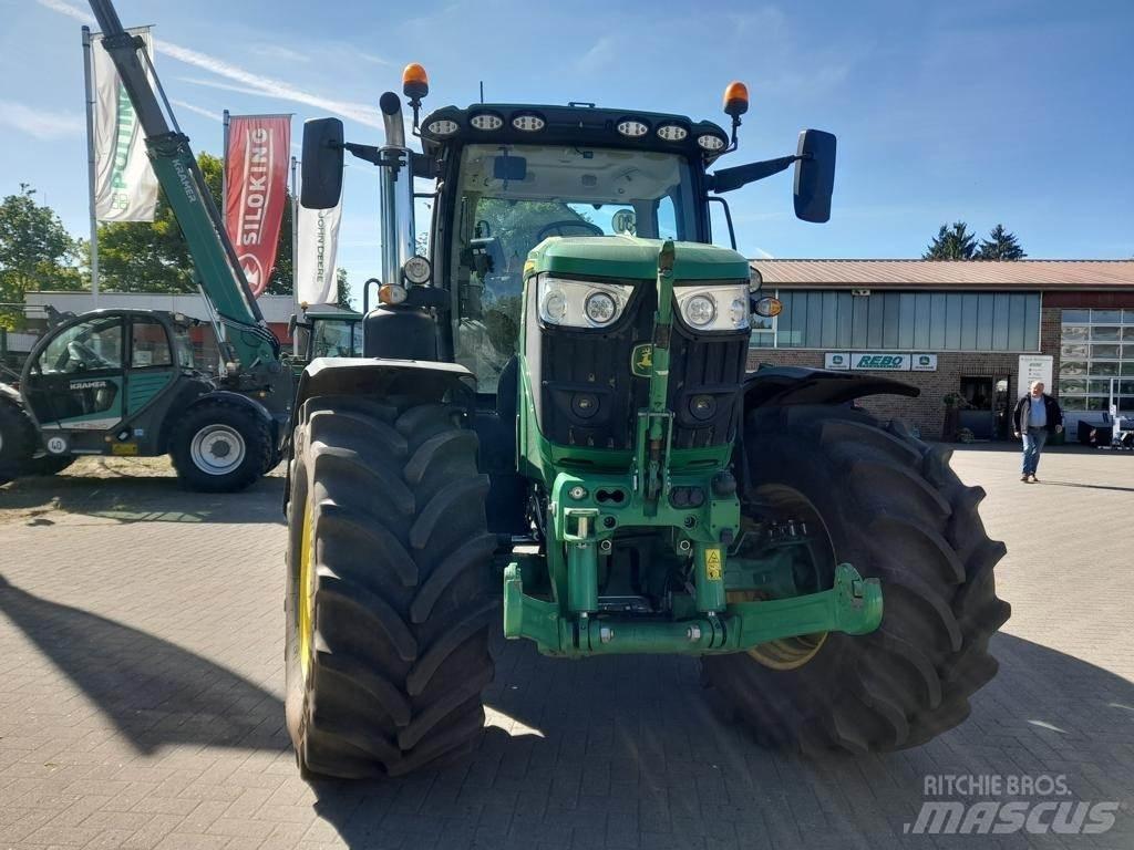 John Deere 6R185 Traktorit