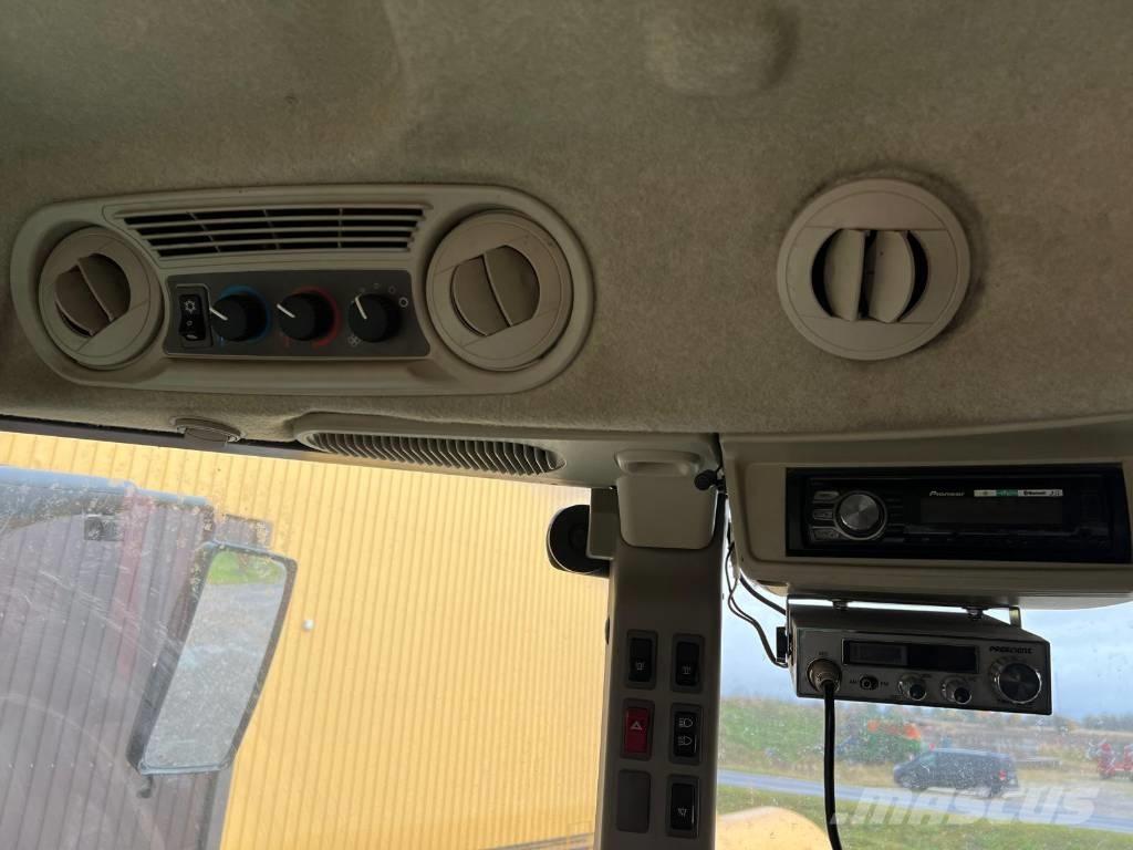 John Deere R4040i Itsekulkevat ruiskut