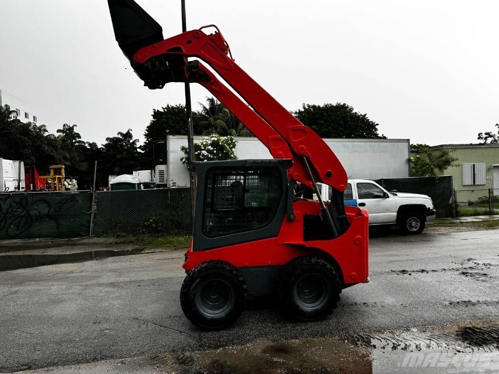 Kubota SSV 75 Liukuohjatut kuormaajat