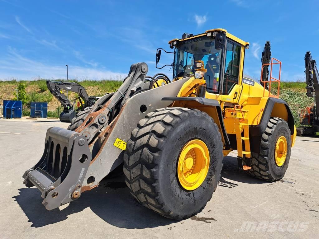 Volvo L 220 H Pyöräkuormaajat