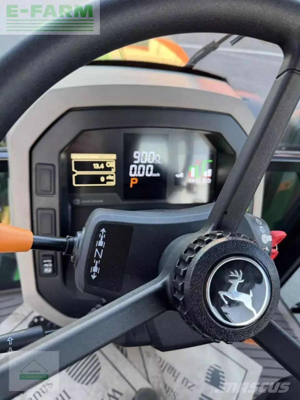 John Deere 5095 m Traktorit