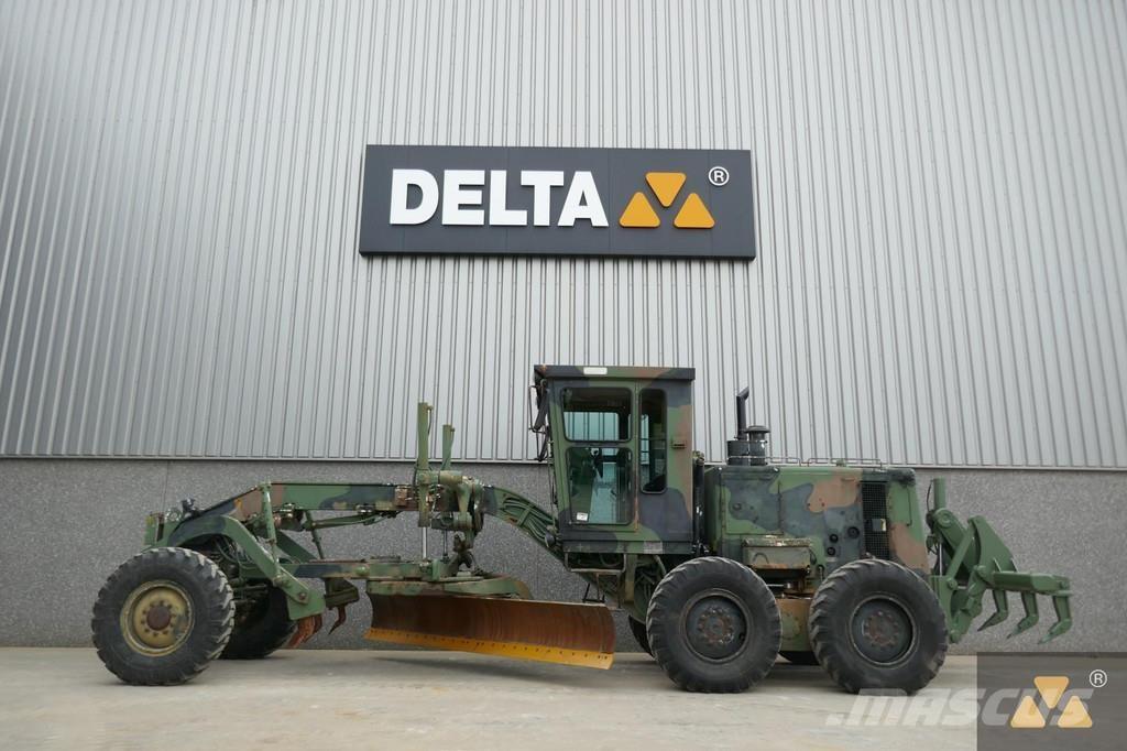 CAT 130G Ex-army Tiehöylät