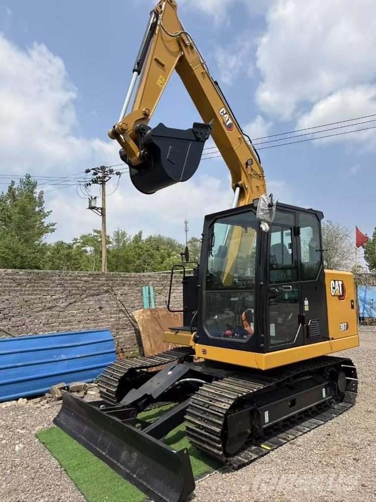CAT 307 Telakaivukoneet