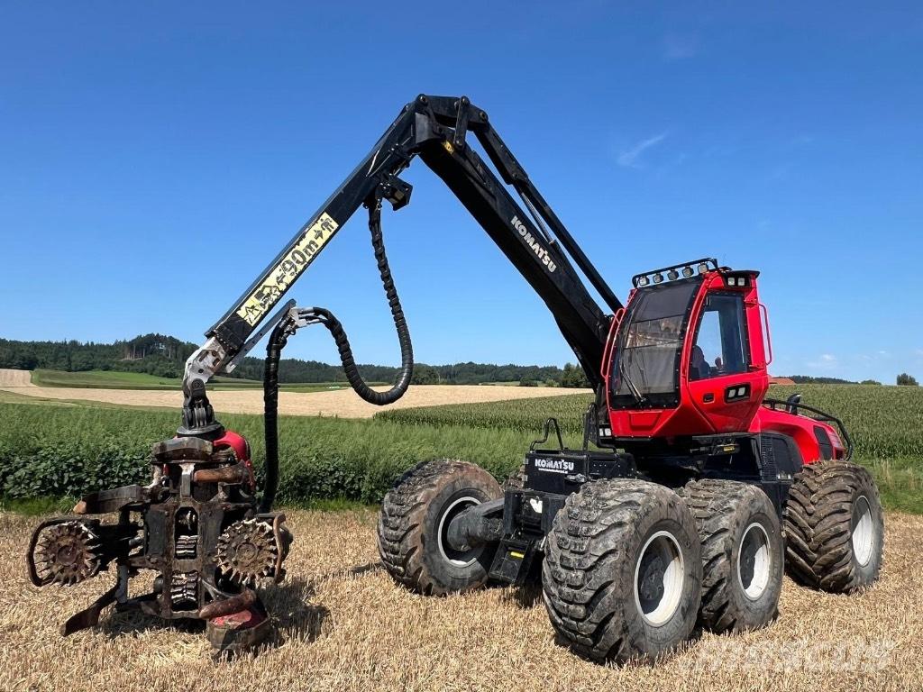 Komatsu 951 Harvesterit