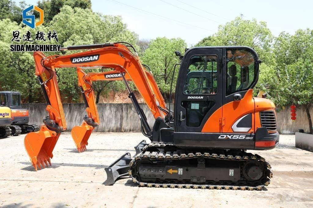 Doosan DX 55-9 C Minikaivukoneet < 7t