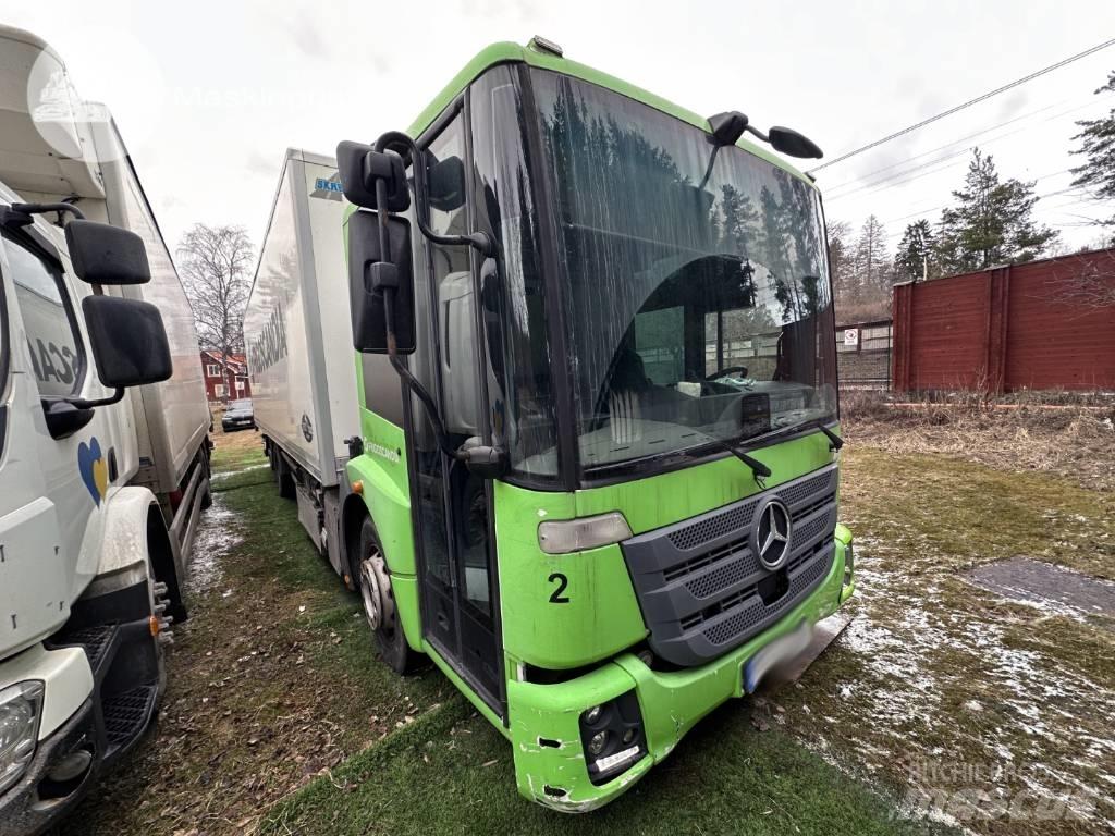 Mercedes-Benz Econic Umpikorikuorma-autot