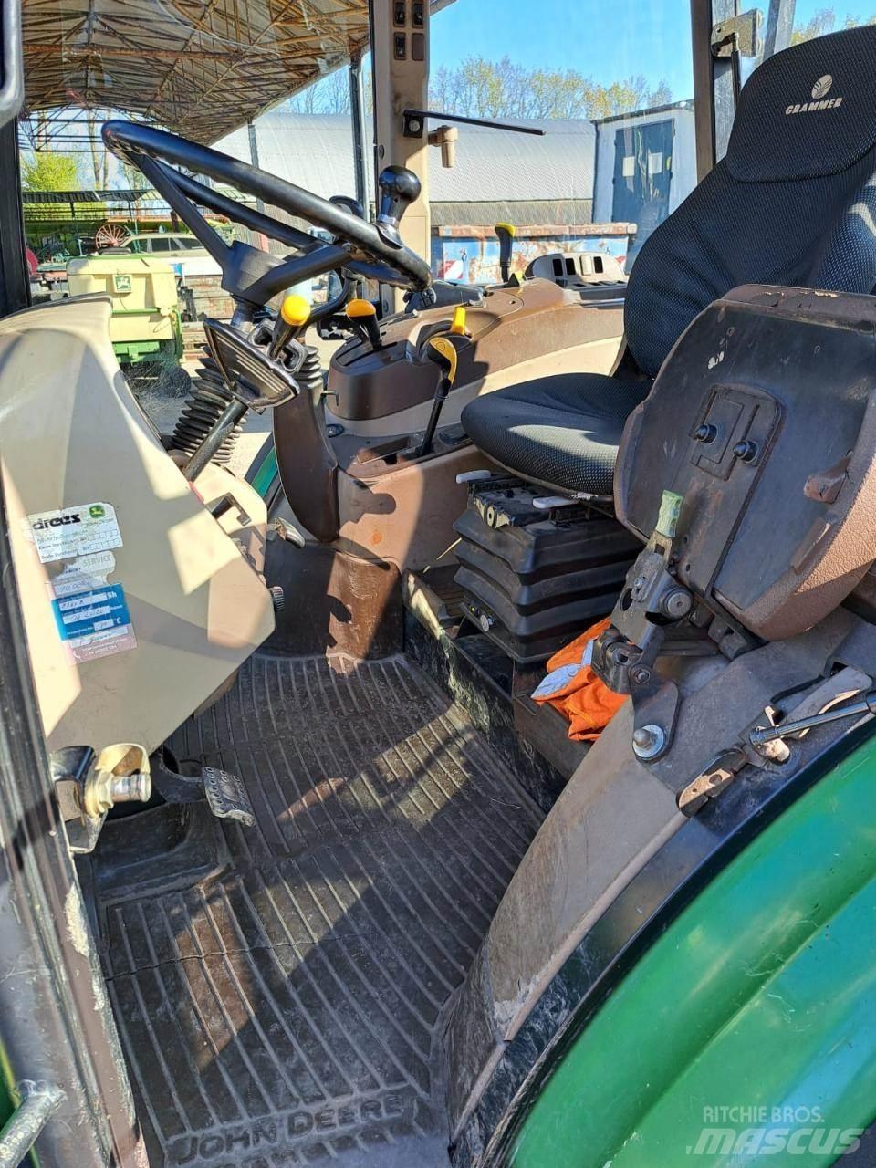 John Deere 5720 + FL Traktorit