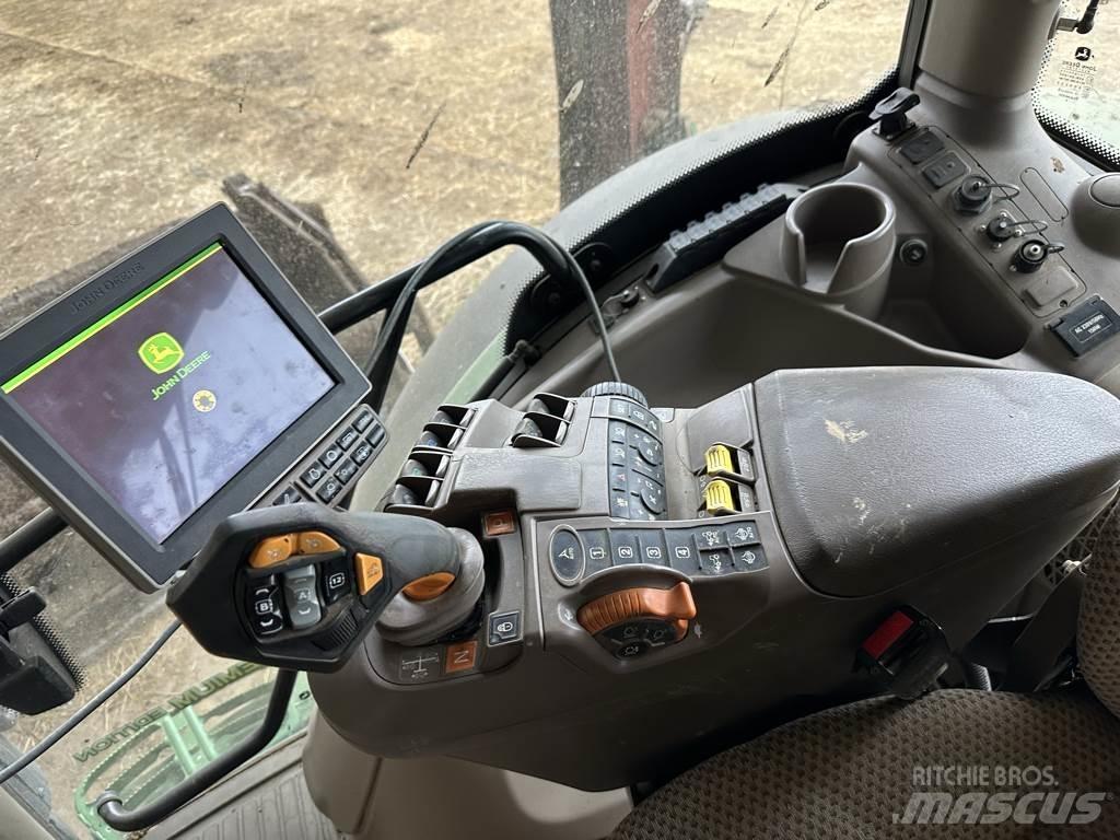 John Deere 6130R Traktorit