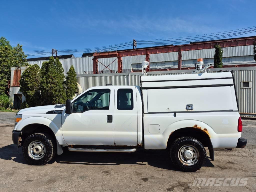 Ford F 250 Lava-autot