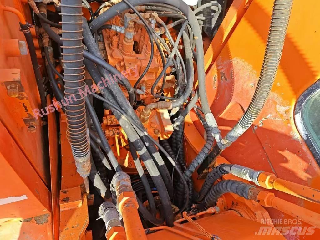 Doosan DH 150 W-7 Pyöräkaivukoneet