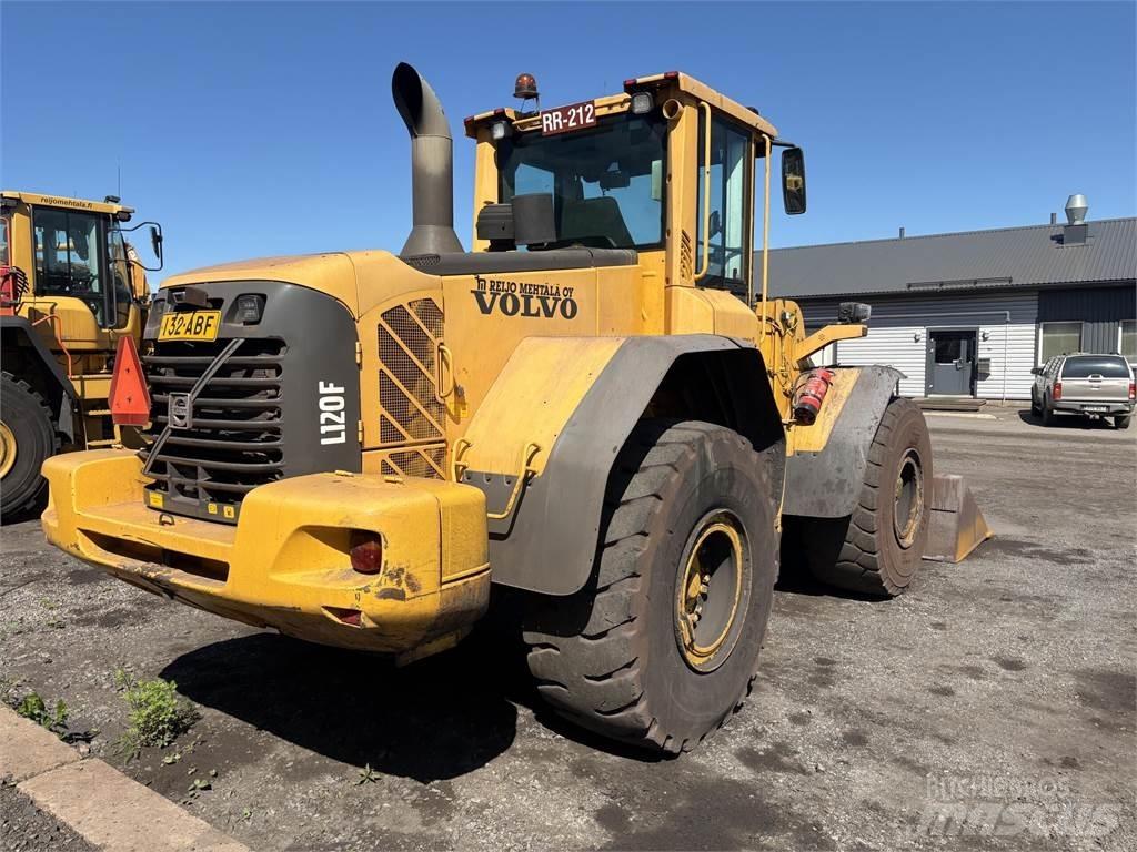 Volvo L120F Pyöräkuormaajat