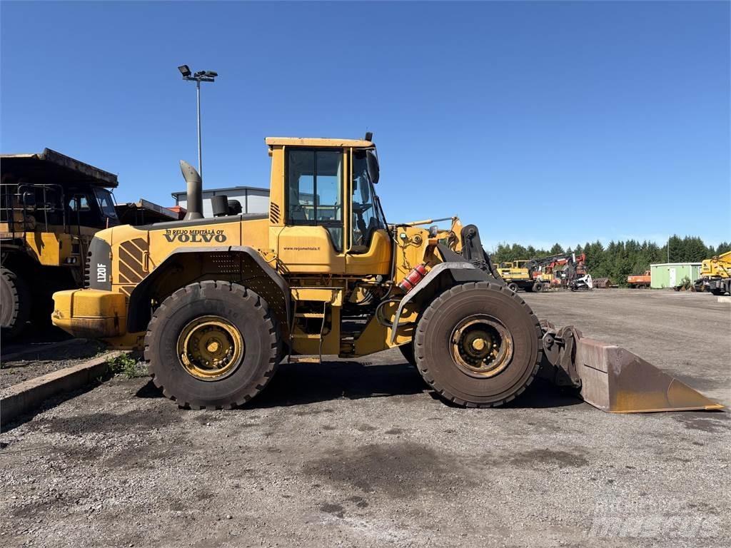 Volvo L120F Pyöräkuormaajat