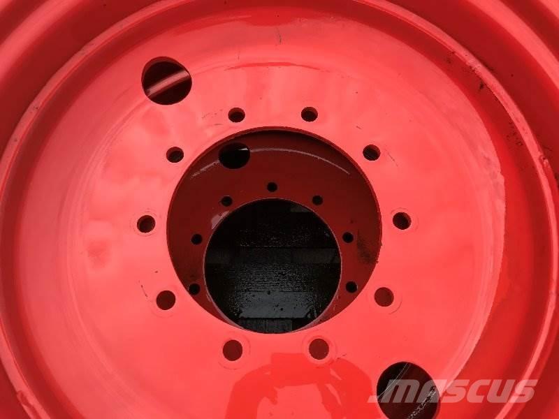  SONSTIGE 15 x 30 Muut maatalouskoneet