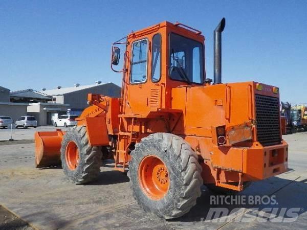 Hitachi LX70 Pyöräkuormaajat