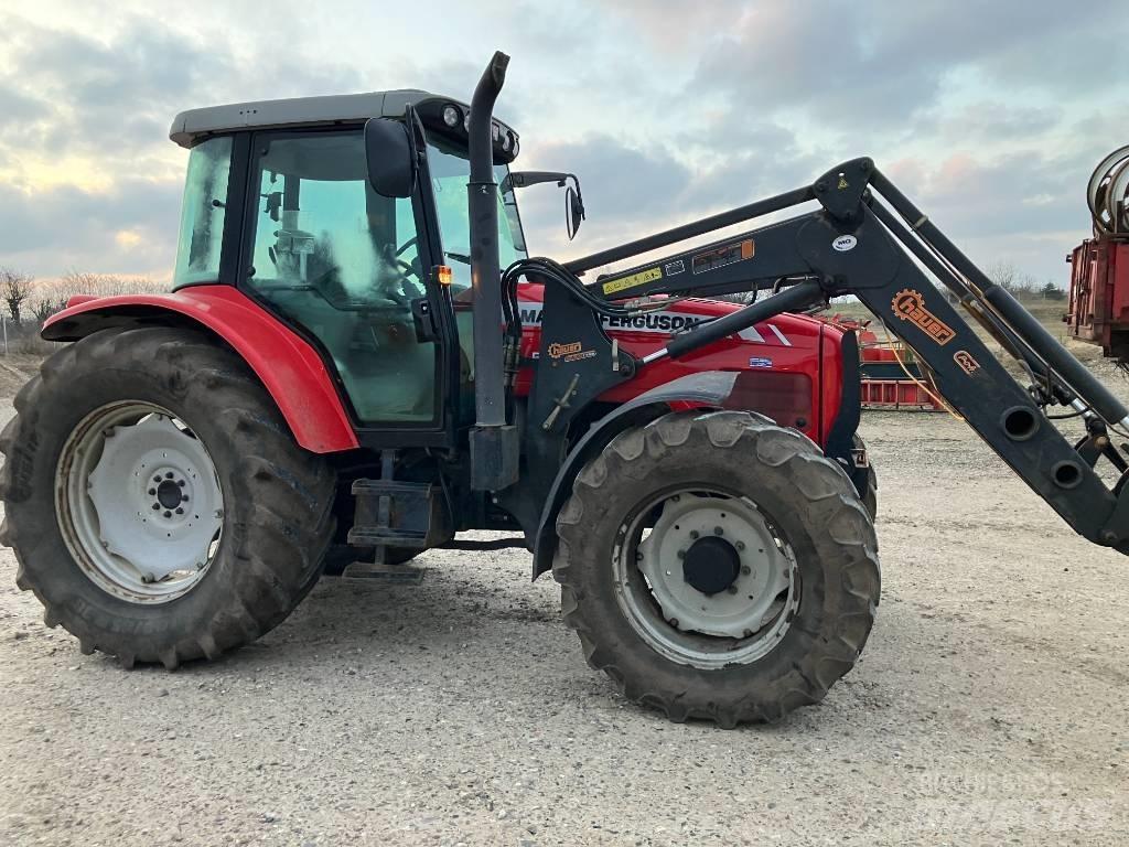 Massey Ferguson 5465 Traktorit