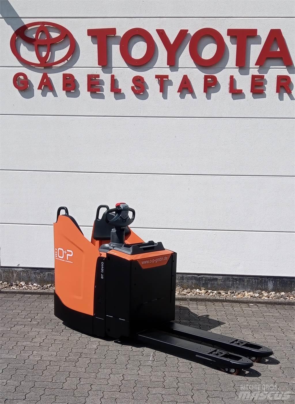 Toyota LPE 250 Lavansiirtotrukit