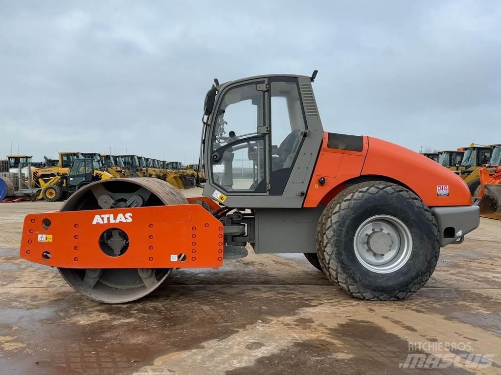 Atlas AW1120 Yksivalssijyrät