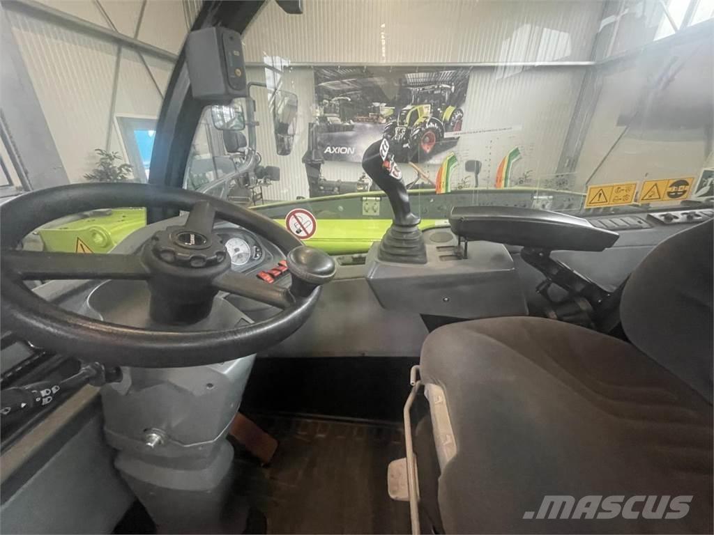 CLAAS Scorpion 746 Maatalouskurottajat