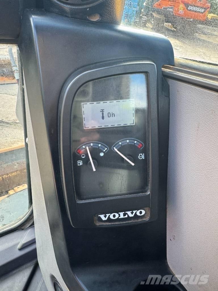 Volvo ECR 88 D Midikaivukoneet 7t - 12t