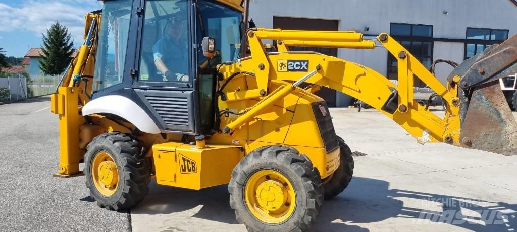 JCB 2 CX Kaivurikuormaajat