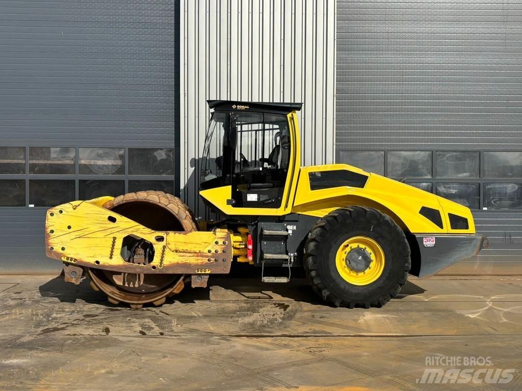 Bomag BW219PDH-5 Yksivalssijyrät