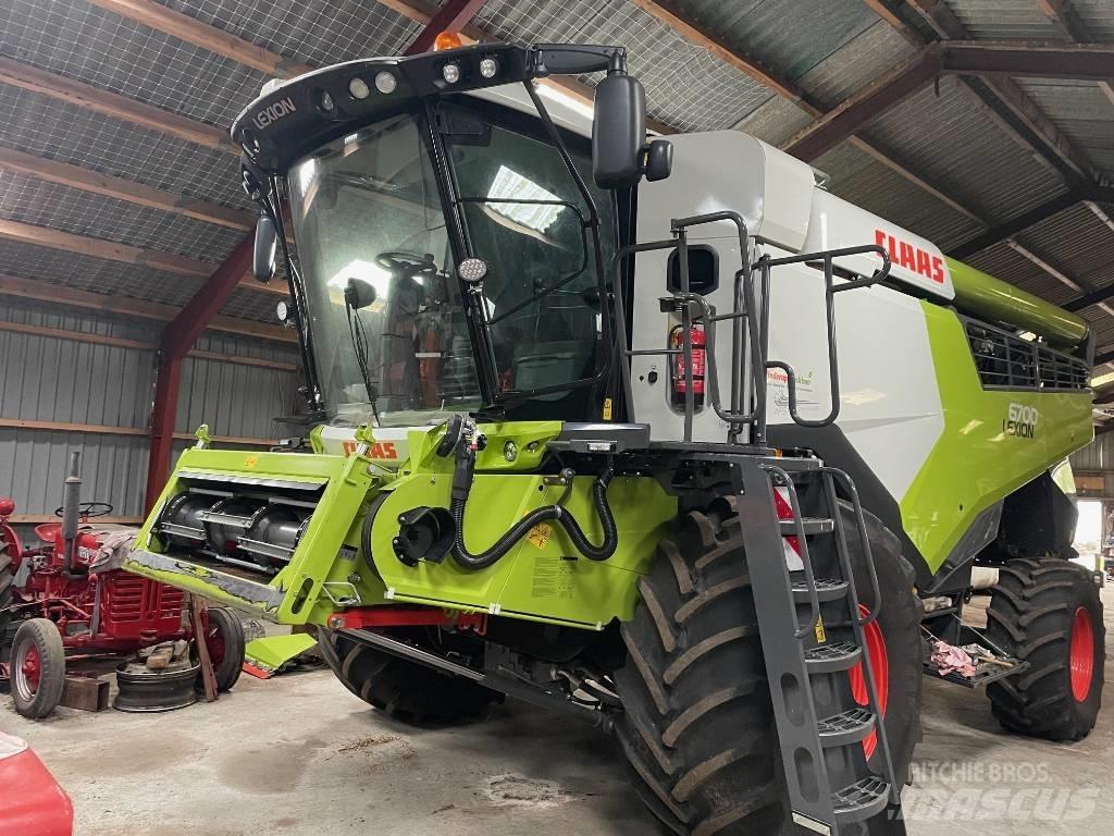 CLAAS Lexion 6700 Leikkuupuimurit
