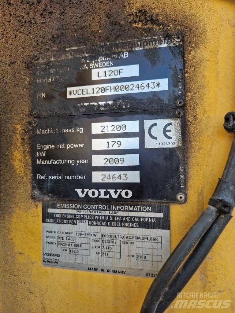 Volvo L 120 F Pyöräkuormaajat