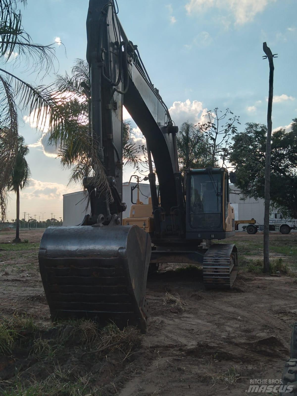 Volvo EC 250 D L Telakaivukoneet