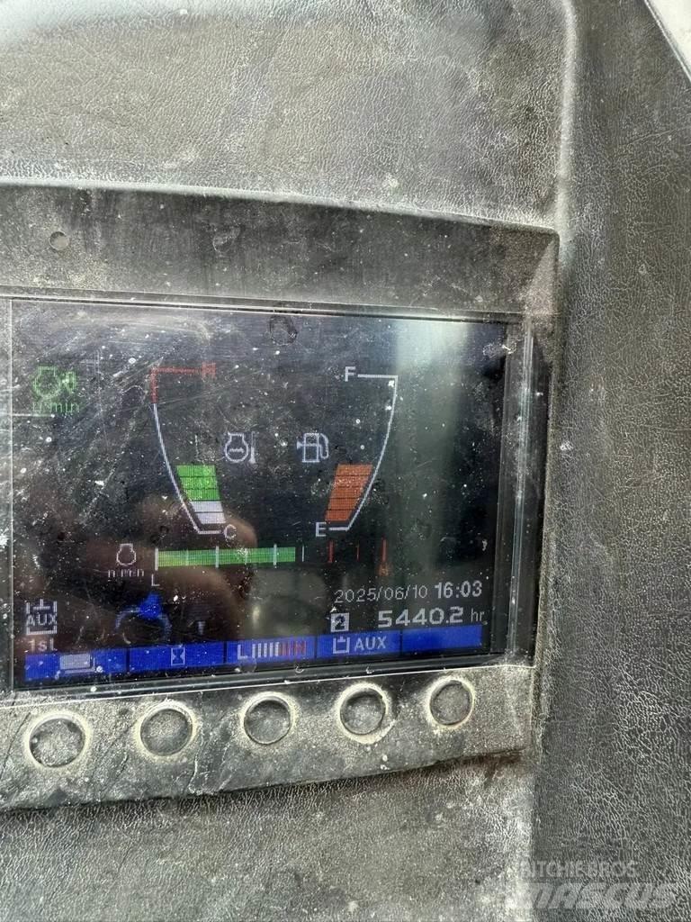 Takeuchi TB230 Minikaivukoneet < 7t