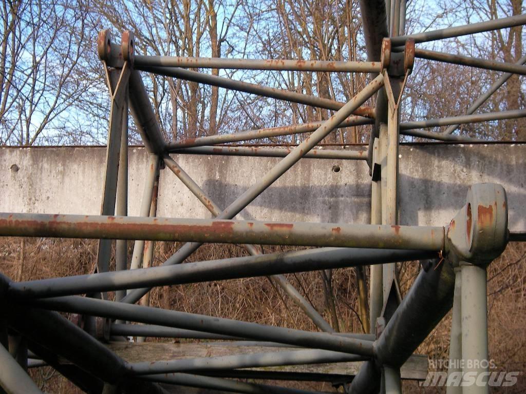 Sennebogen 670 Kaapelikaivukone
