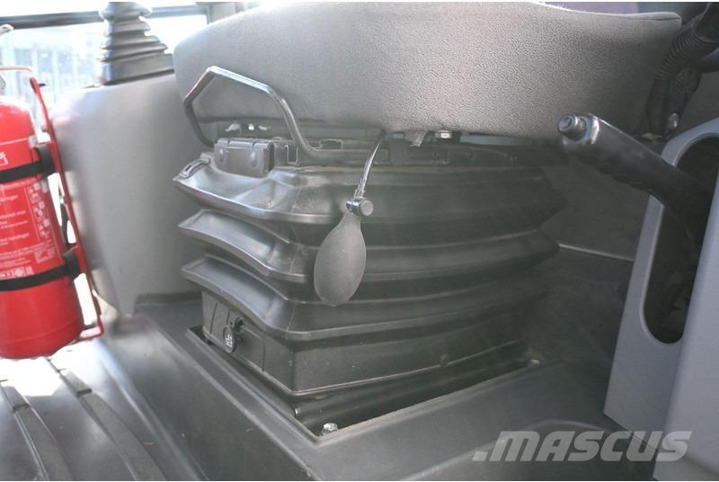 CAT 906 H2 Pyöräkuormaajat