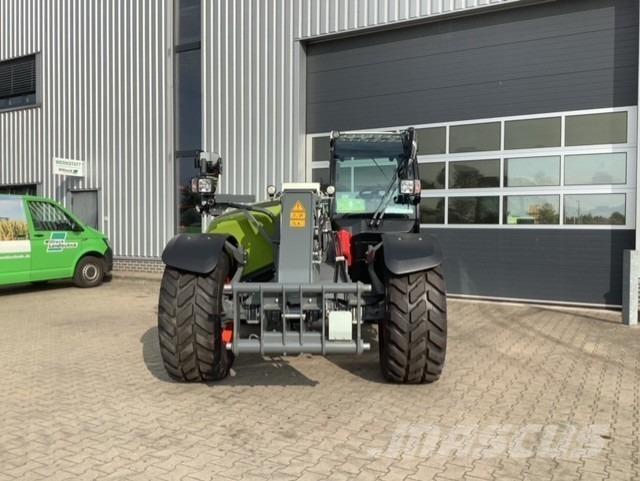 CLAAS Scorpion 741 Kurottajat