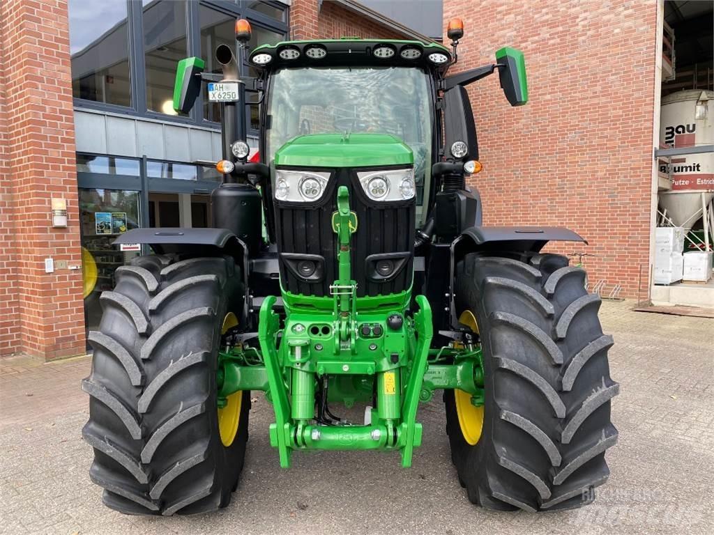 John Deere 6R250 Traktorit