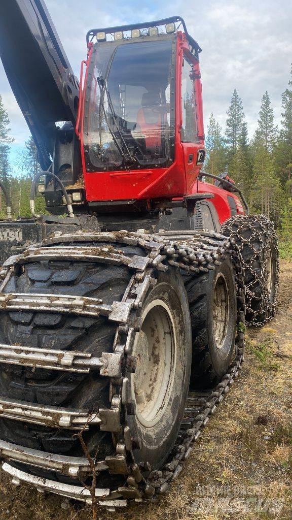 Komatsu 951 Harvesterit