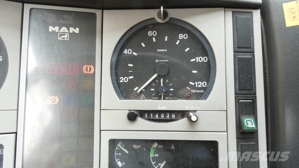 Wumag WT 260 Nostolava-autot