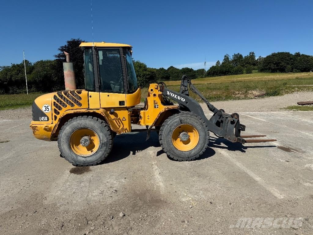 Volvo L 45 B Pyöräkuormaajat